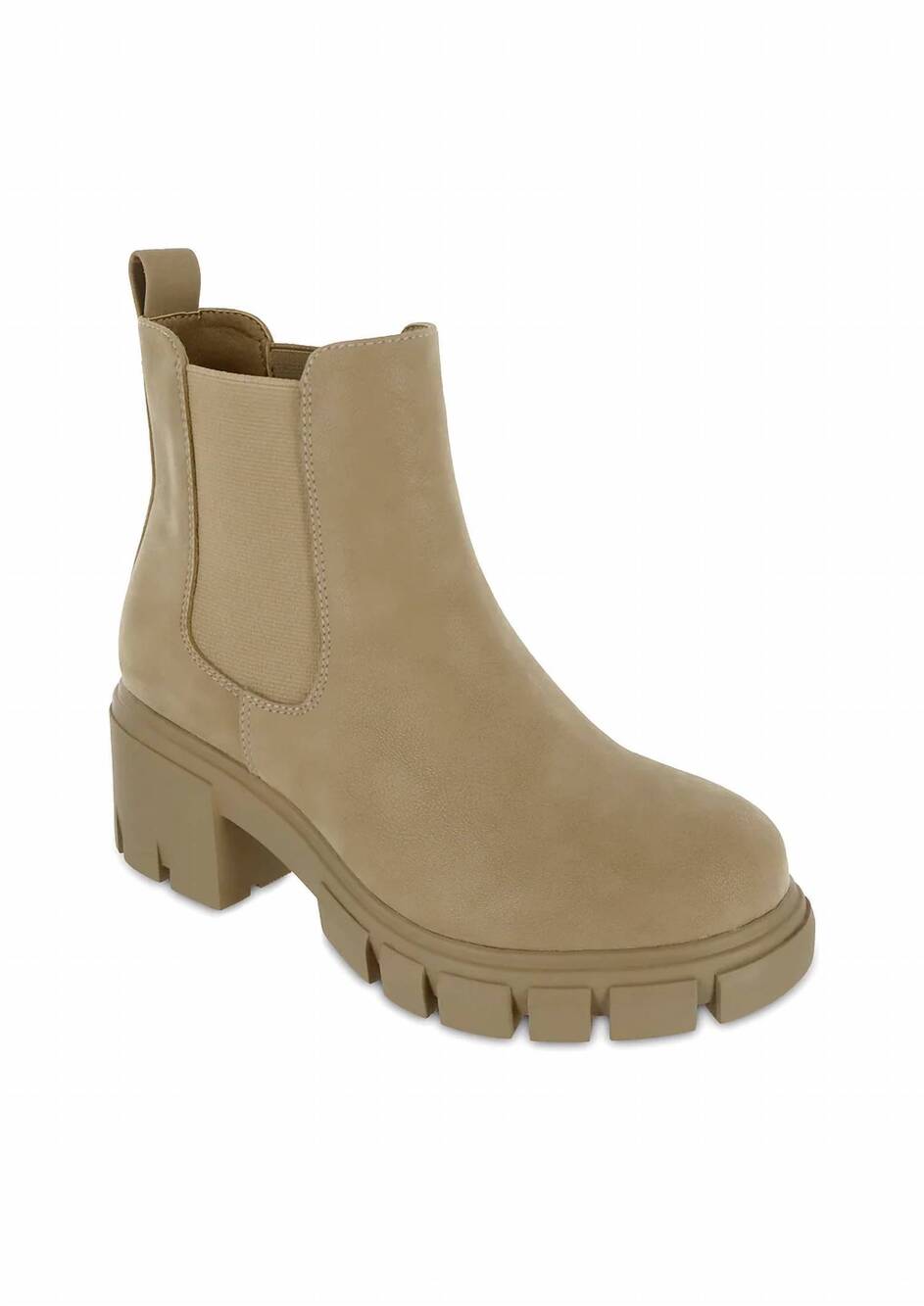 NEW MIA SHOES women's ivy chelsea ankle boots in tan